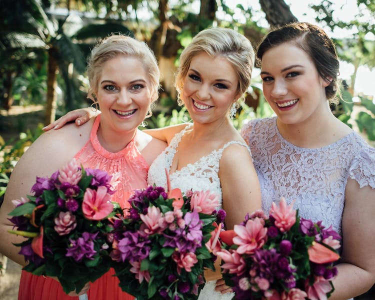 #erakorbeachweddings #weddingceremonyonthebeachsouthpacific #Vanuatutropicalbeachweddings pink & purple bridal bouquet