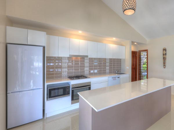 erakor island resort beach cottage kitchen #erakorislandresort #tropicalislandholiday #Vanuatuaccommodation