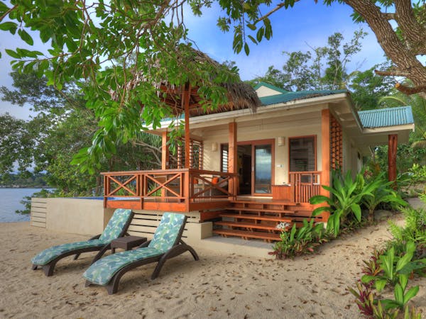 erakor island resort honeymoon pool villa #erakorislandresort #vanuatuholidays #tropicalislandholiday #Vanuatuaccommodation