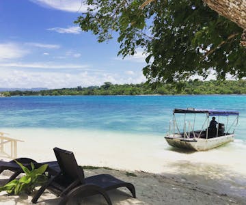 private beach island resort Vanuatu #erakorislandresort #tropicalislandholiday #Vanuatuaccommodation