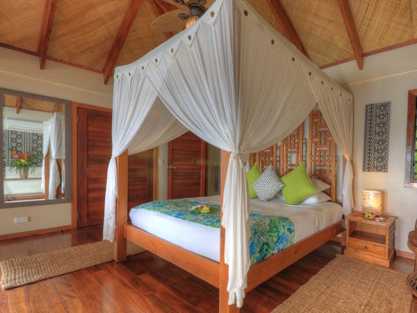 erakor island resort deluxe honeymoon pool villa #erakorislandresort #tropicalislandholiday #Vanuatuaccommodation