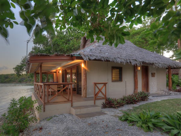 erakor island resort lagoon villa #erakorislandresort #vanuatuholidays #tropicalislandholiday #Vanuatuaccommodation