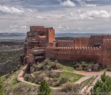 CASTILLO DE PERACENSE