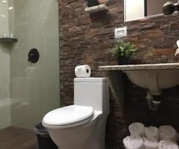 A1 Unit Bathroom