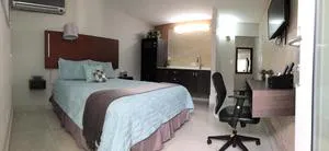 Studio 2 Bed Area