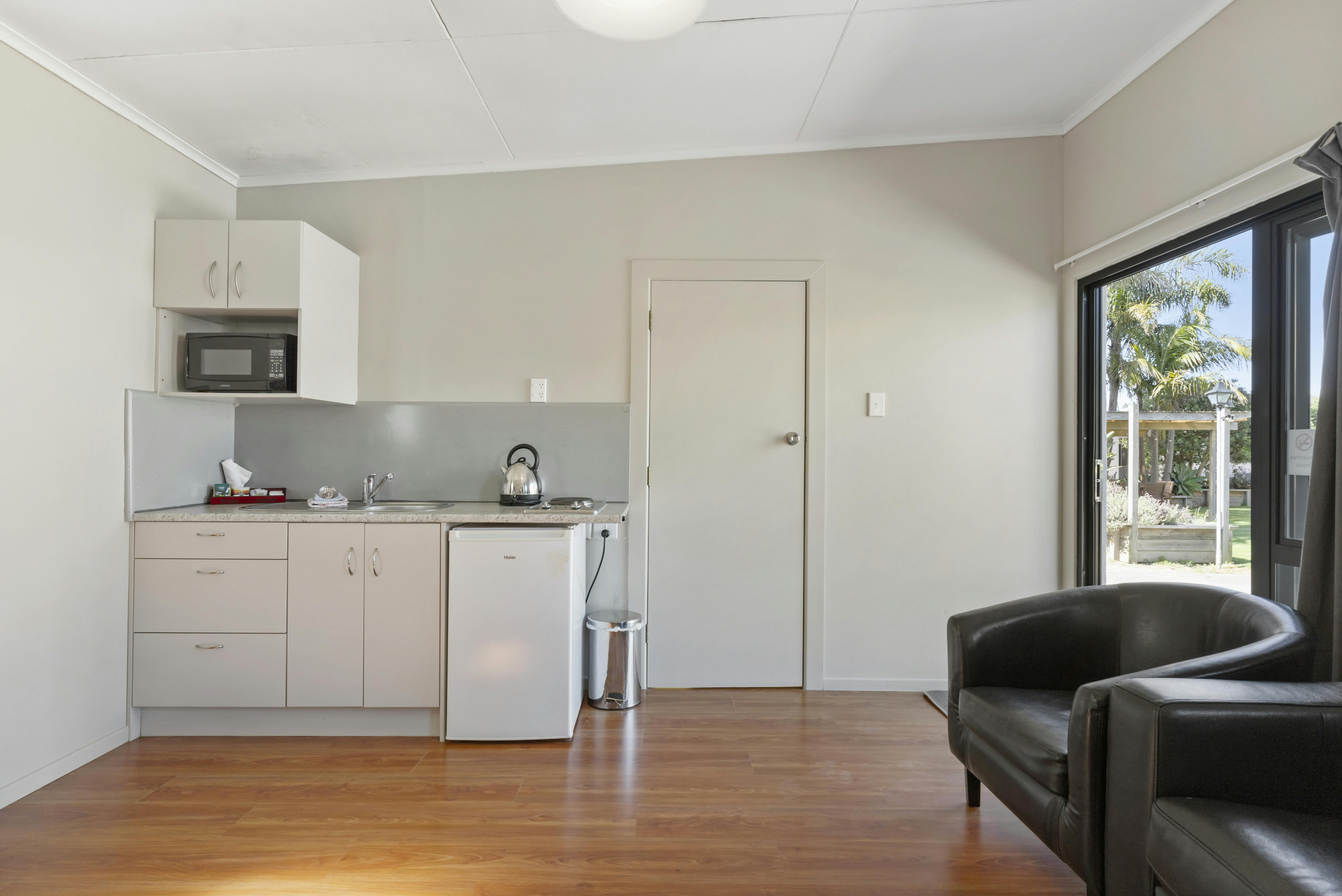 Single Bedroom Garden Courtyard