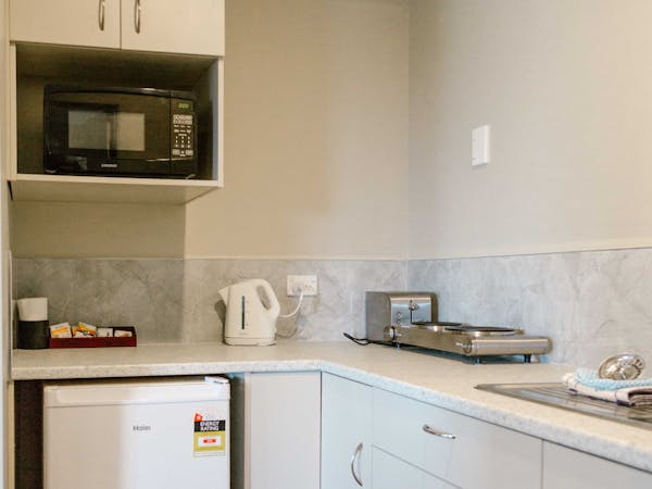 Queen Seaview Studio