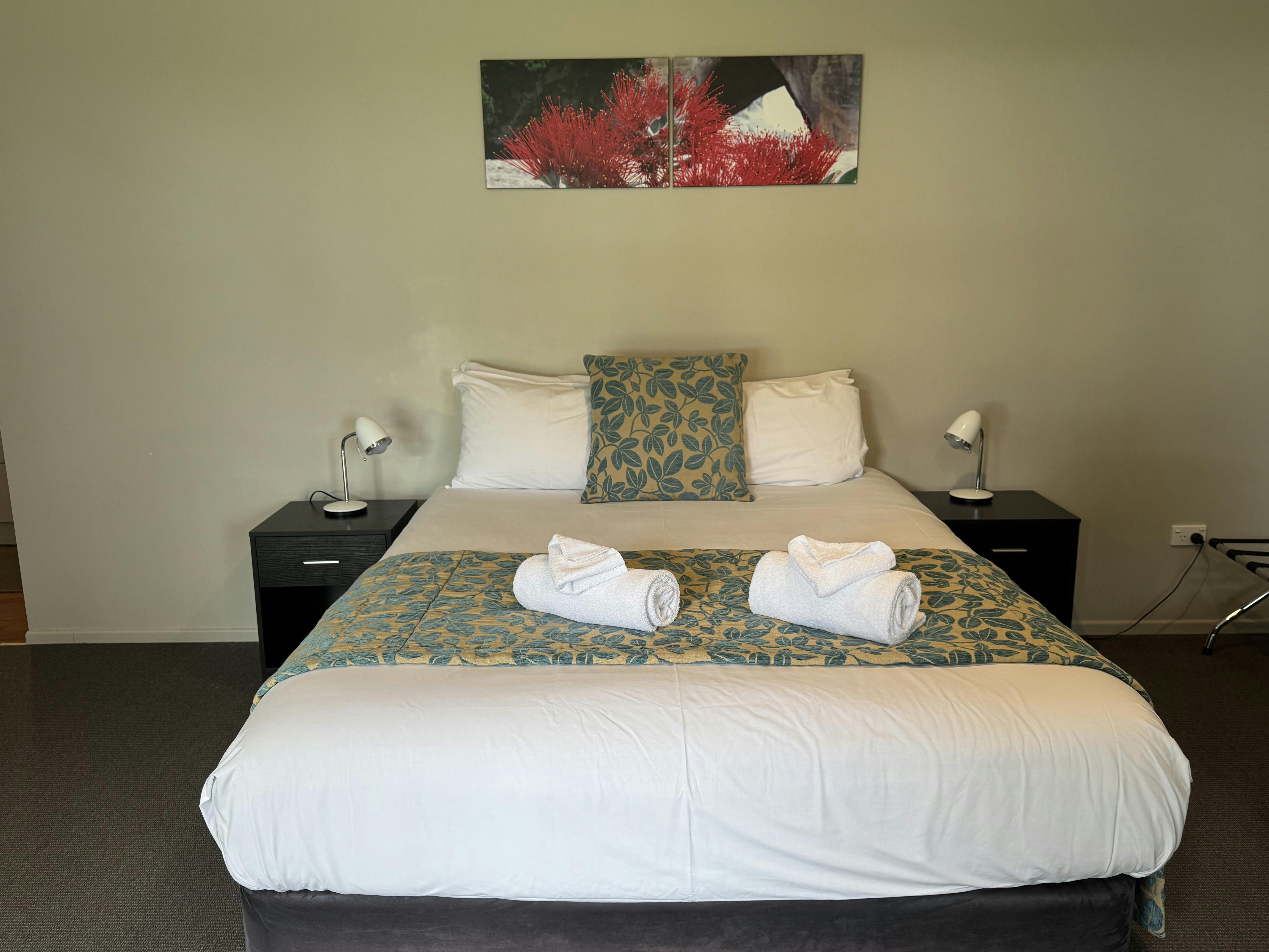 Queen Seaview Studio