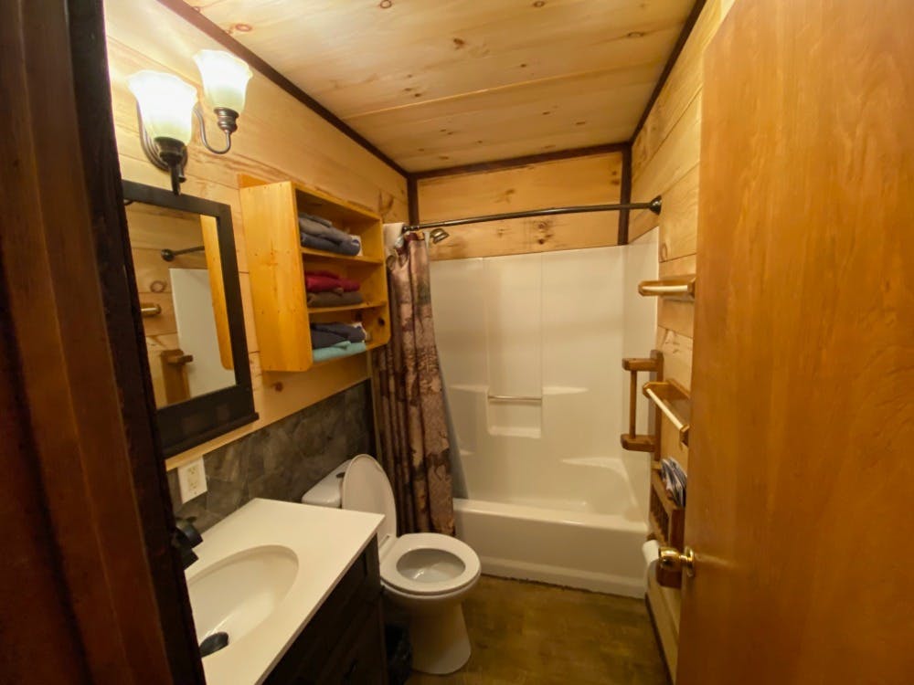 Lodging Bathroom at Best Bear Lodge & Campground. Irons, Michigan