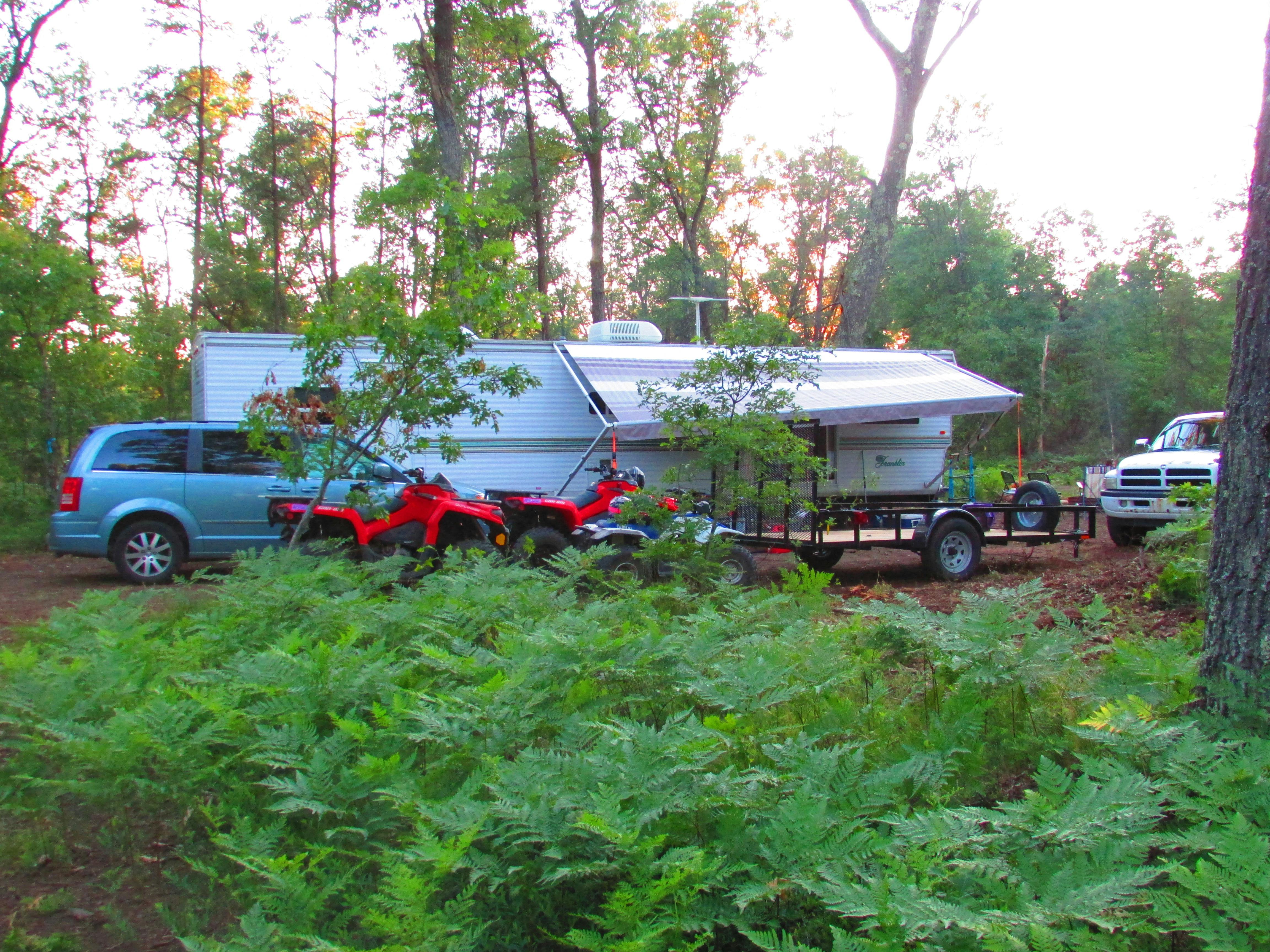 Customers enjoying our RV Park at Best Bear Lodge & Campground