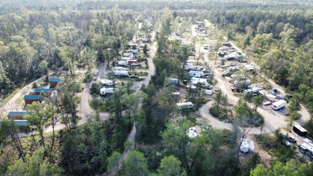 RV Resort 62 Full-Hookup sites at Best Bear Lodge & Campground. Irons, Michigan