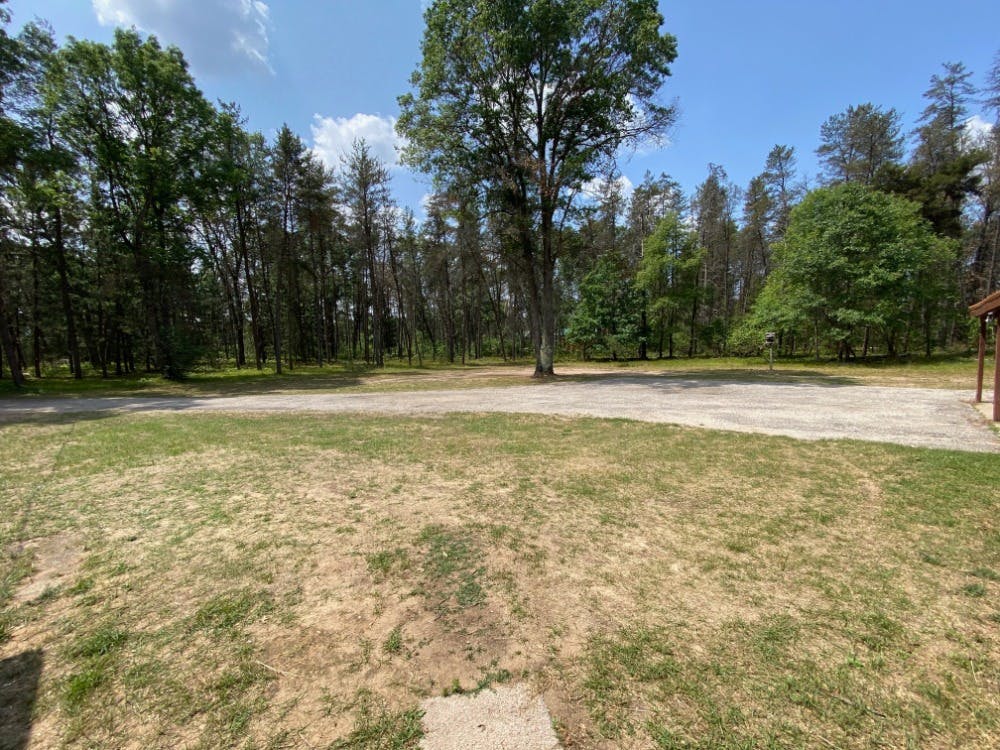 Lincoln Hills Cabin Yard
