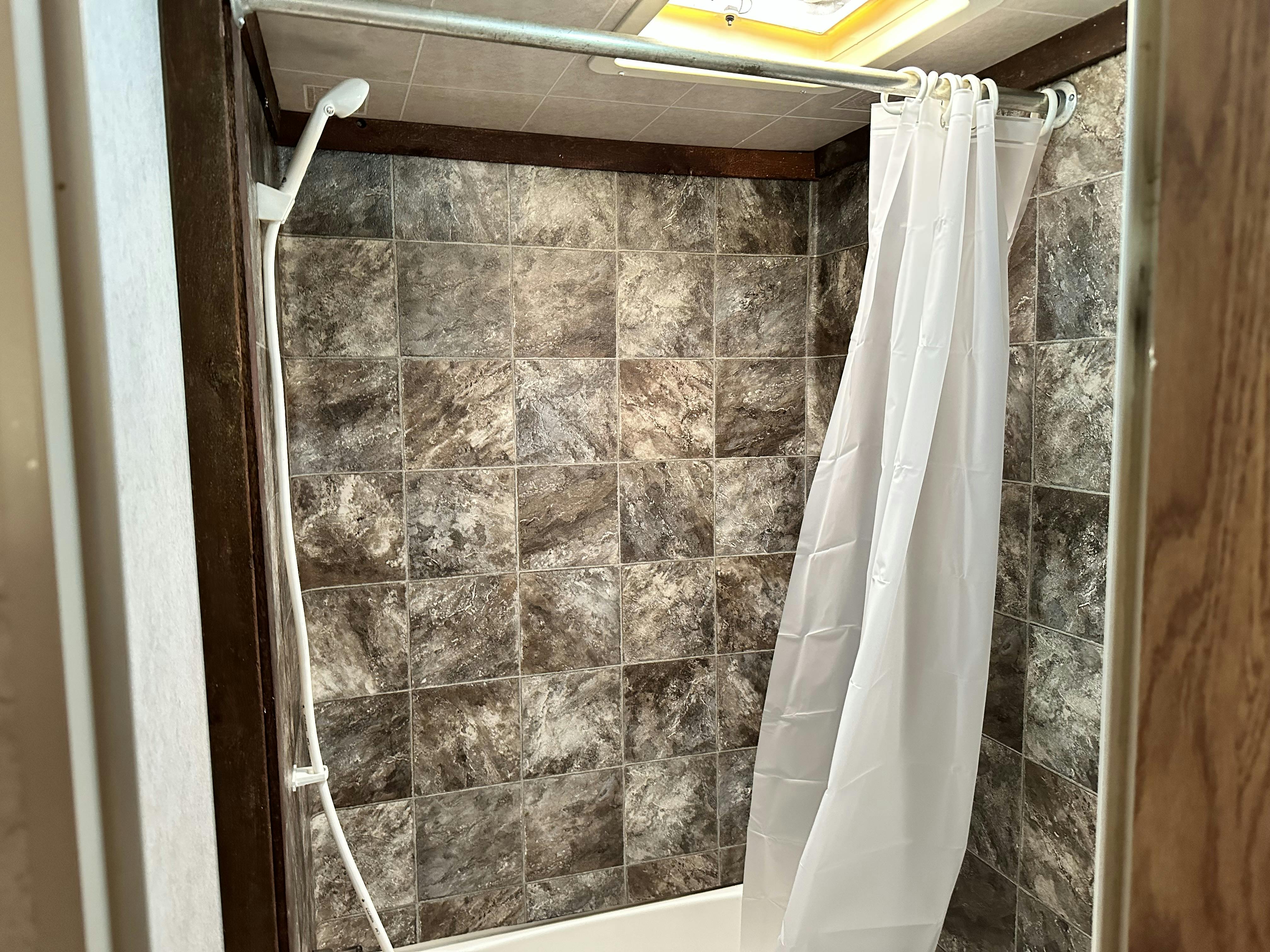 Welcome to the Innsbruck Cabin RV