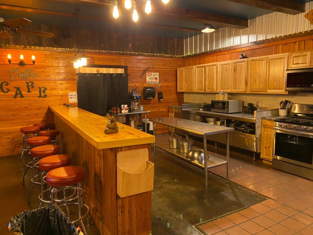 Speedy Bear Cabin, Irons Michigan