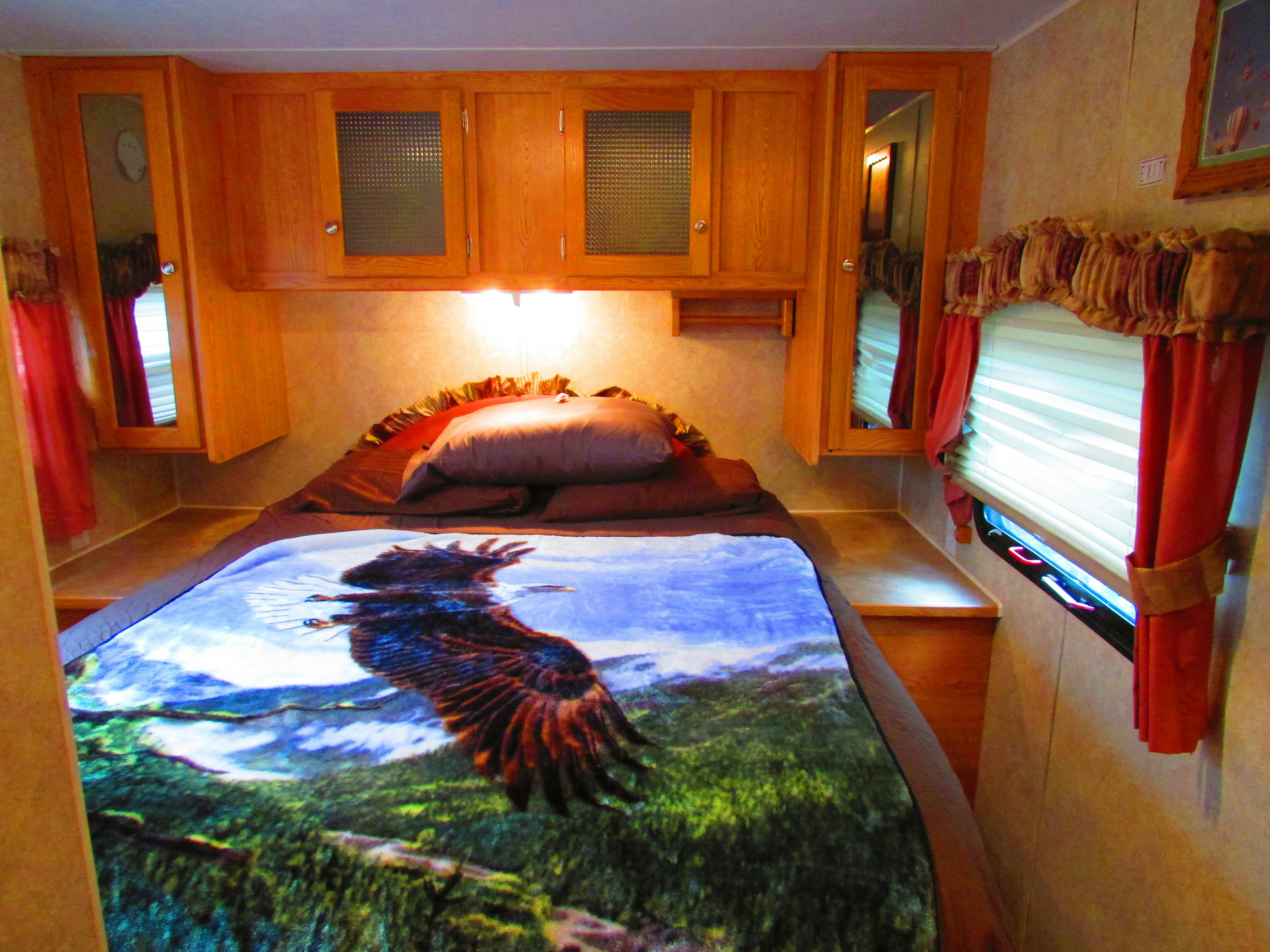 Best Bear Lodge & Campground Accommodations