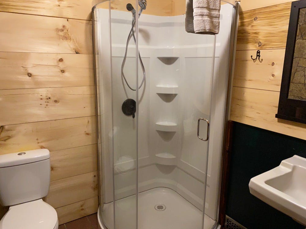 Speedy Bear Cabin, Irons Michigan