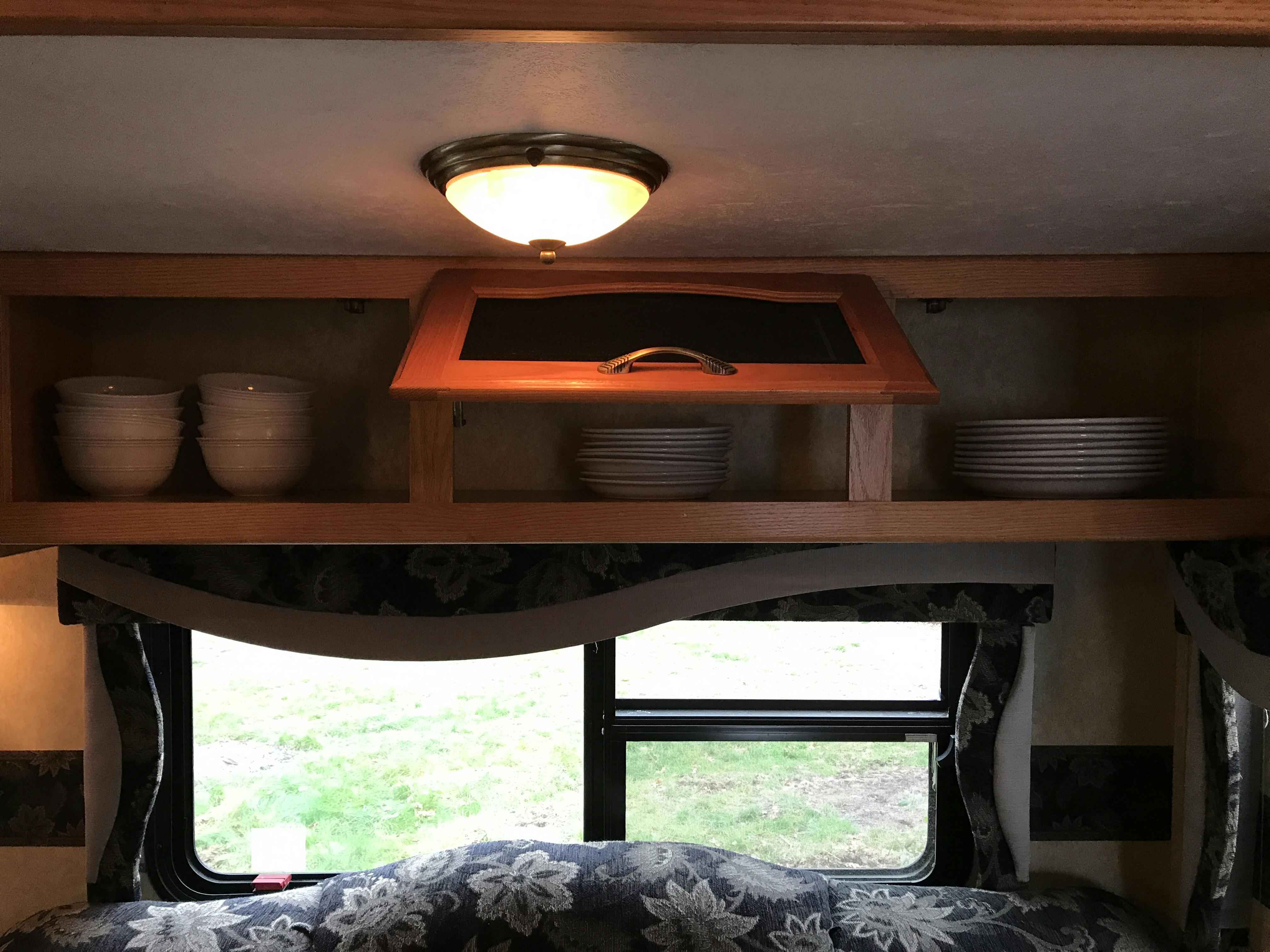 Best Bear Lodge & Campground Accommodations