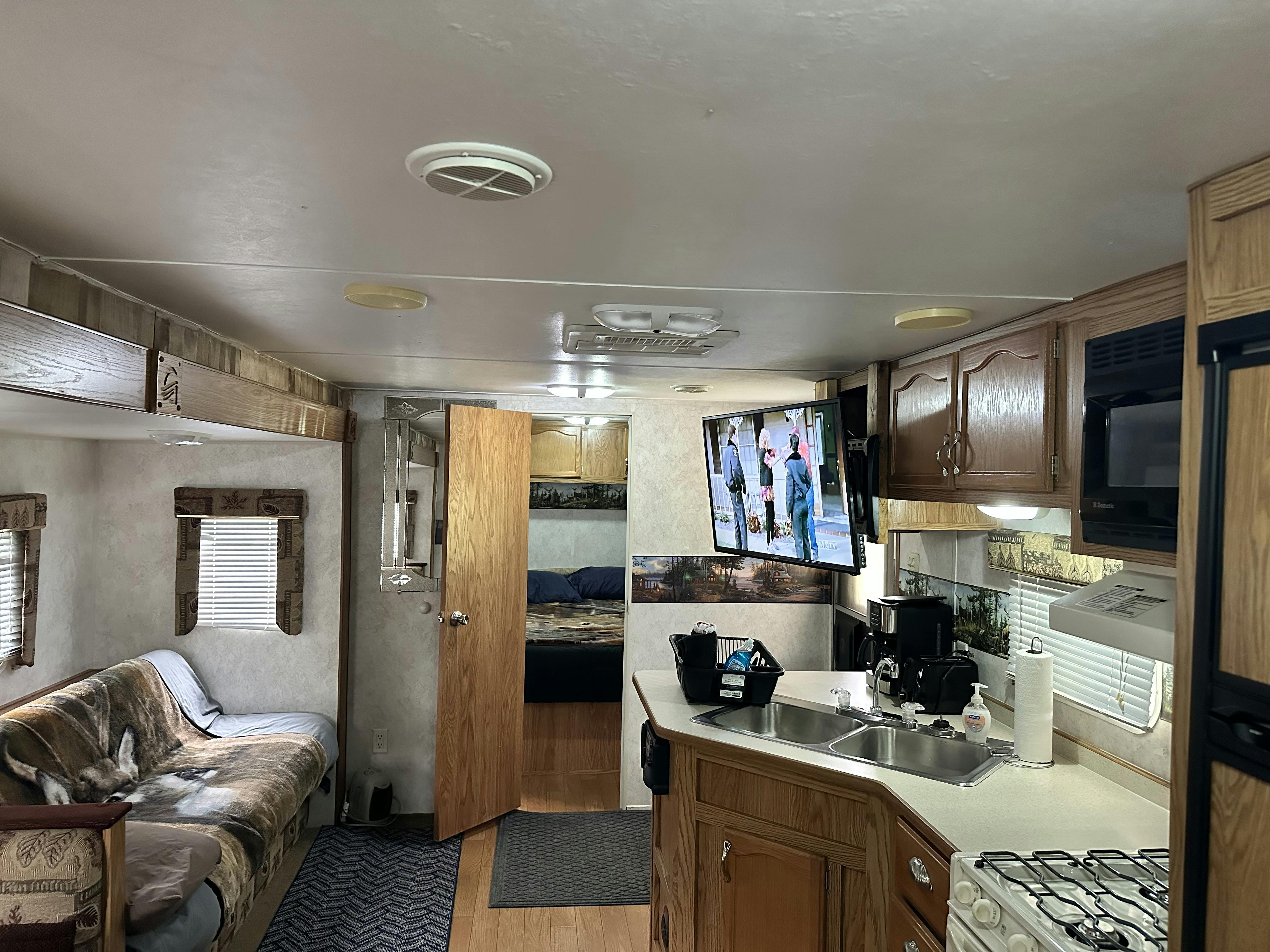 Welcome to the Innsbruck Cabin RV