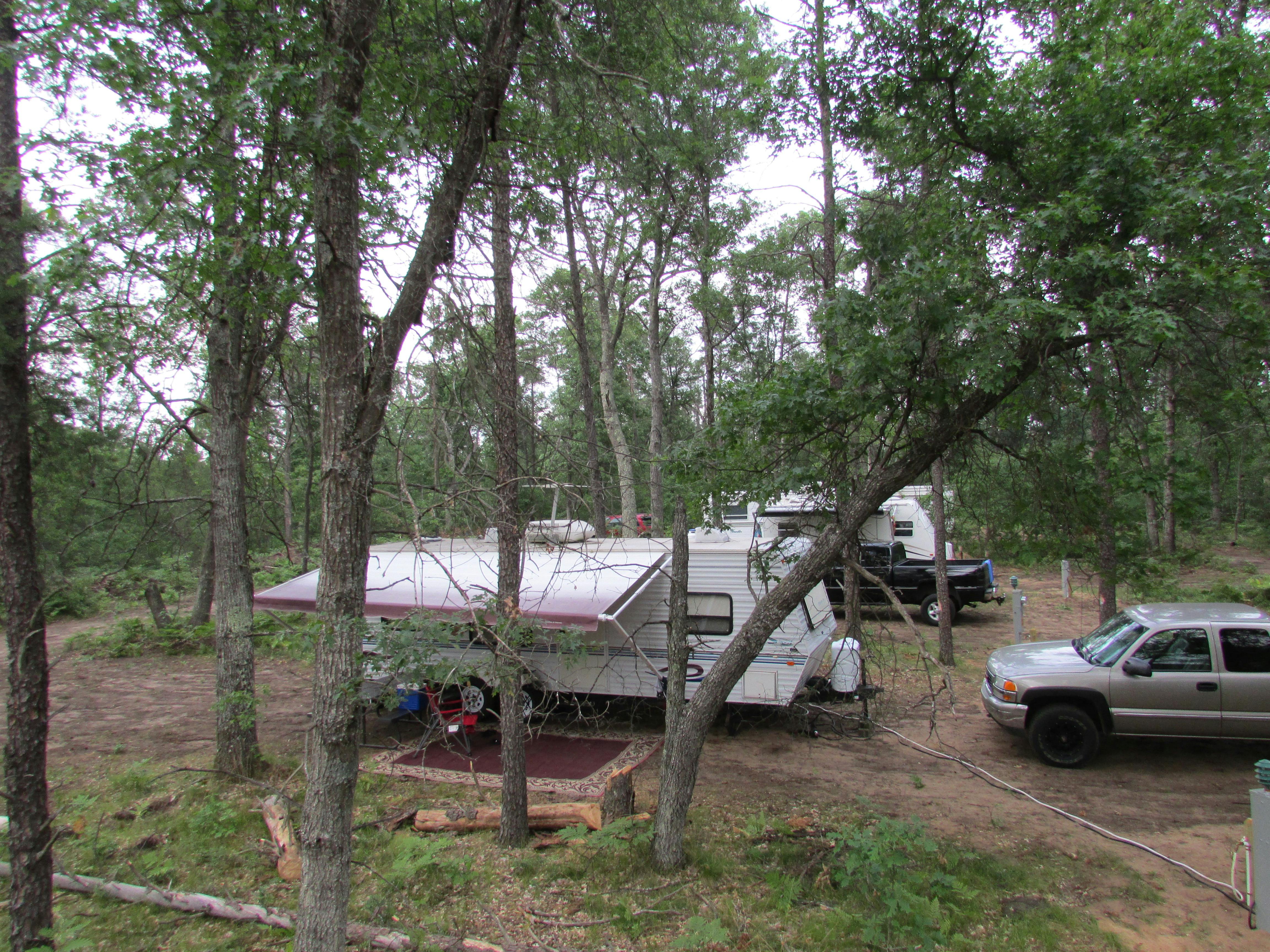 Customers enjoying our RV Park at Best Bear Lodge & Campground