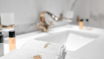 ANAHITA’S ESSENTIAL