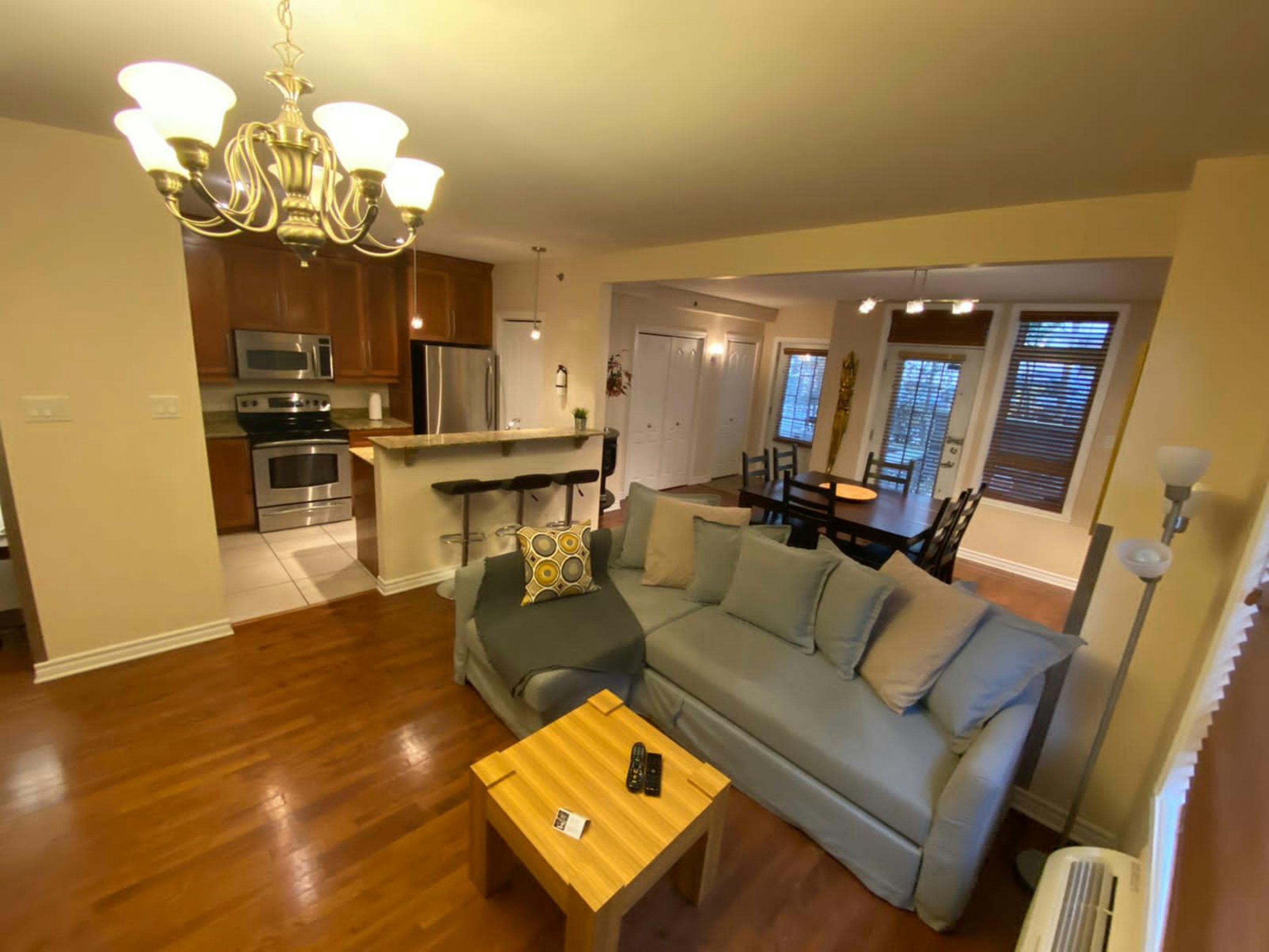 Garden Suite 102 ApartHotelMontreal AppartHôtelMontréal CITQ 222512 2115 Rue Saint Urbain H2X 2N1 #aparthotelmontreal