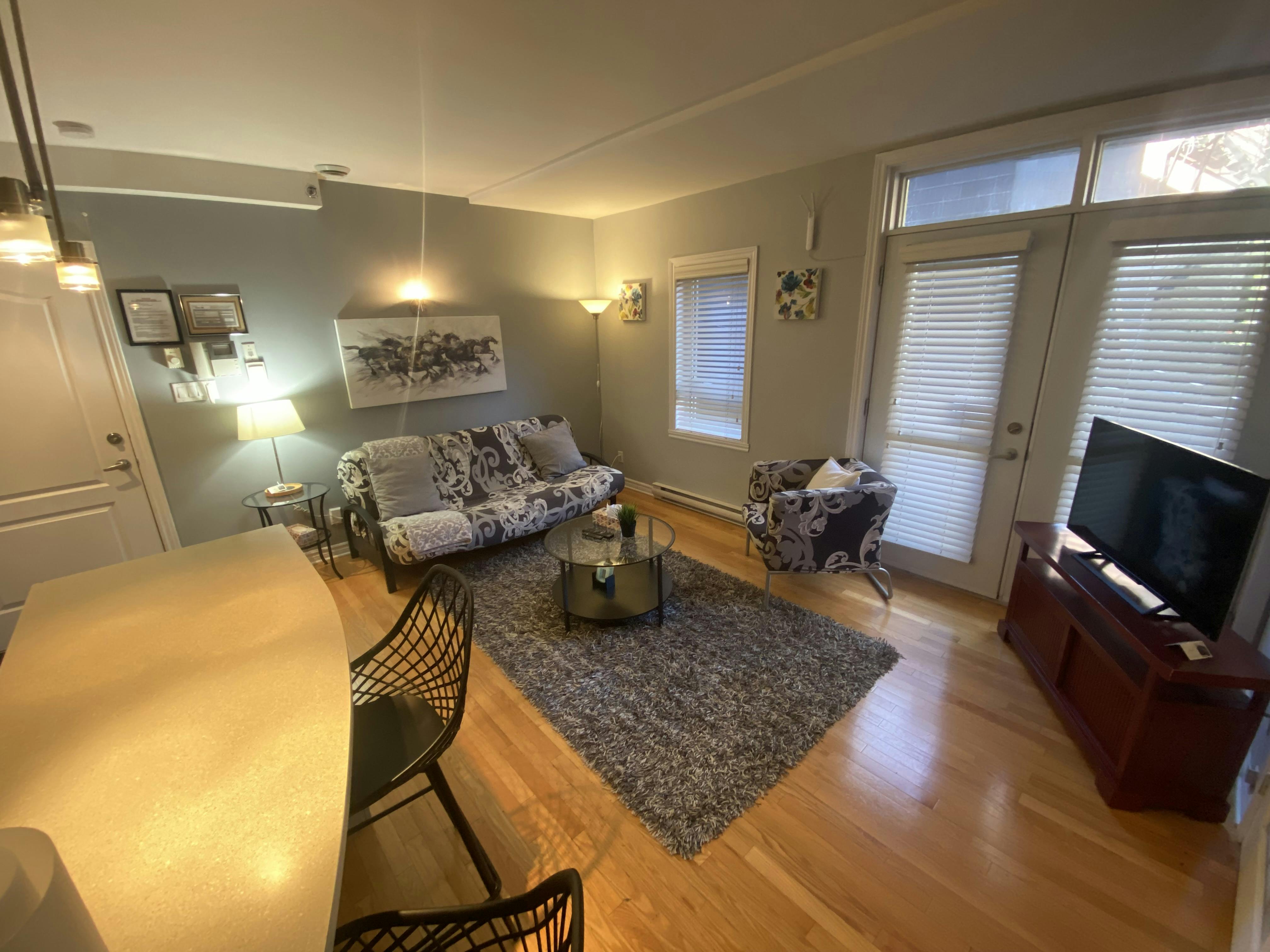 ApartHotelMontreal AppartHôtelMontréal CITQ 222512