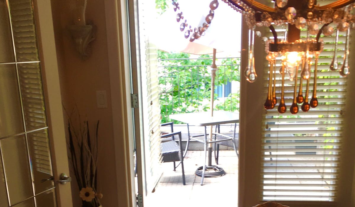 ApartHotelMontreal AppartHôtelMontréal CITQ 222512 2115 Rue Saint Urbain H2X 2N1 @aparthotelmontreal