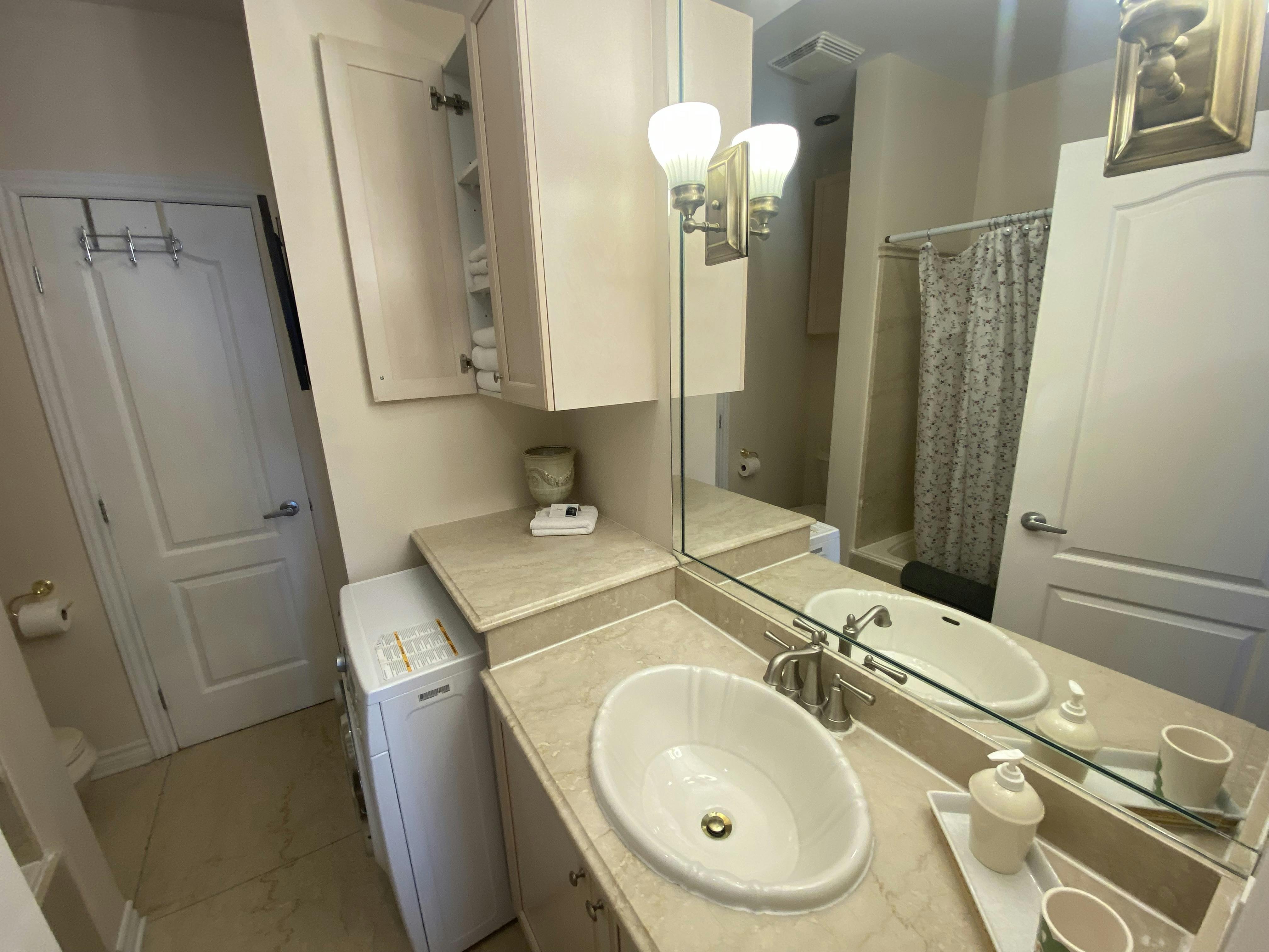 ApartHotelMontreal AppartHôtelMontréal CITQ 222512