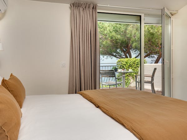 Vue partielle de la Chambre double vue mer de l'hôtel Les Mouettes à Argeles