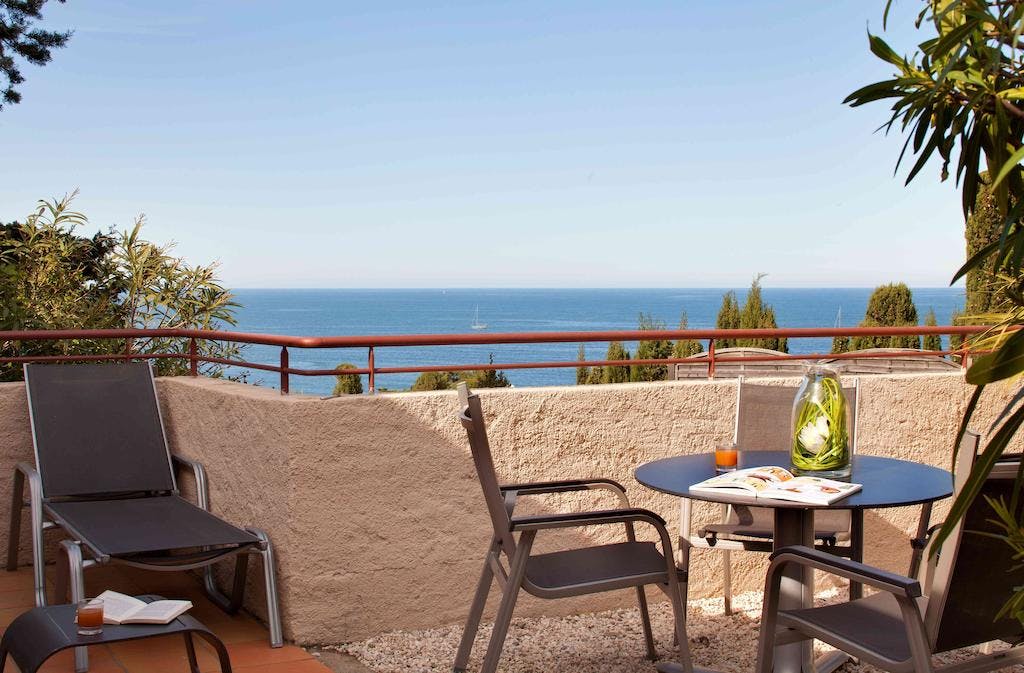 Terrasse du studio vue mer de l'hôtel et Spa Les Mouettes à Argelès-sur-Mer