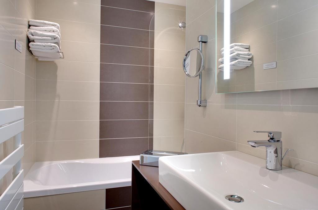 Salle de bains à l'hôtel et Spa Les Mouettes à Argelès-sur-Mer