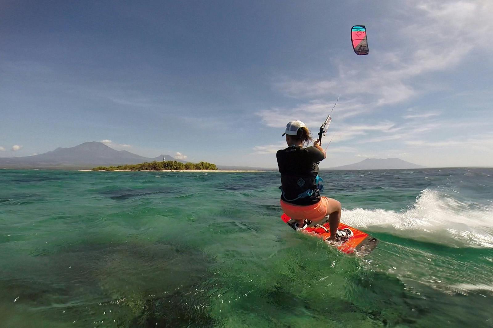 Bangsring Breeze kitesurfing at Tabuhan Island