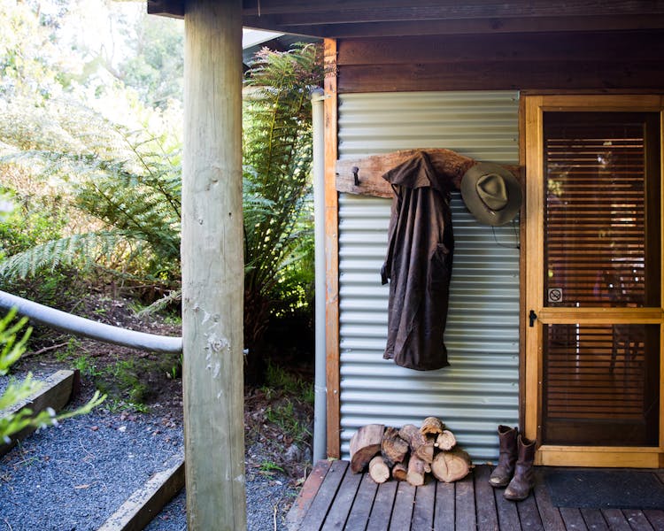 Step into Taronga - a modern take on a bush cabin