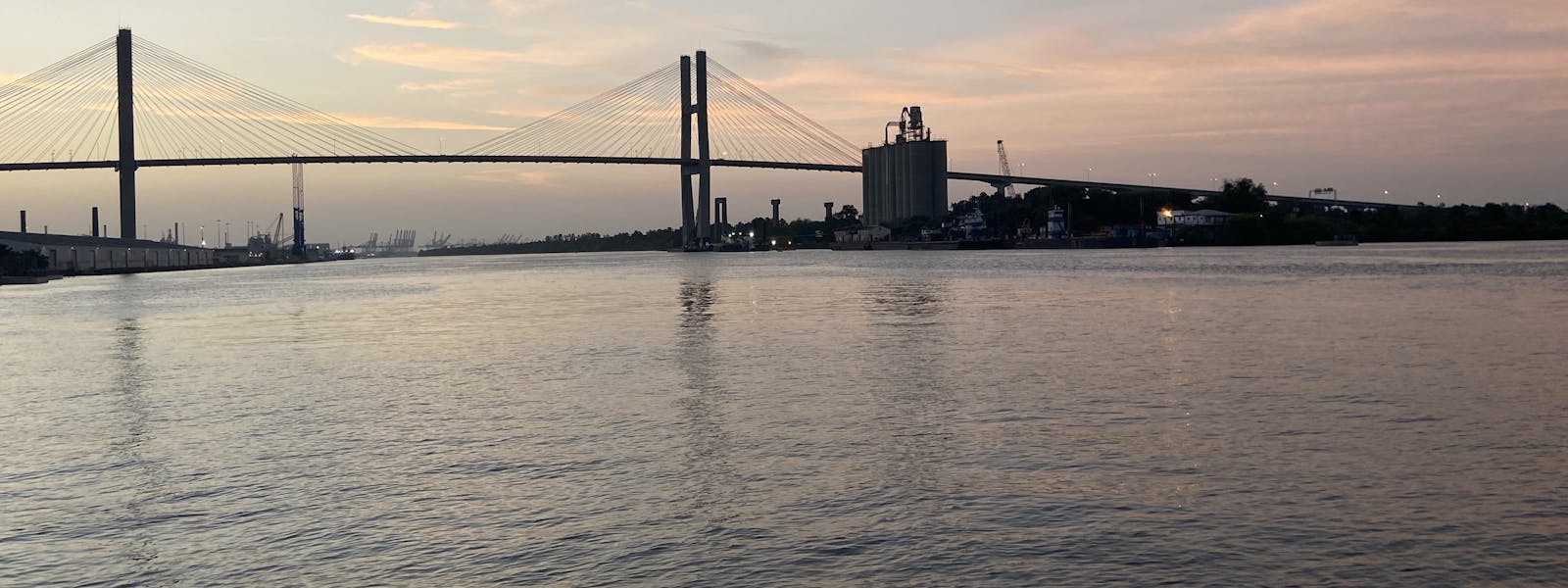 Savannah Downtown, Downtown, Savannah, Savannah River, Savannah Inn, Attractions, Walking Tour, Tours, Sightseeing