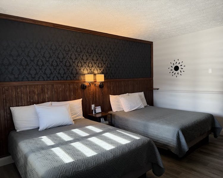 Chambre #6 Nouveau Muret et luminaire 2025