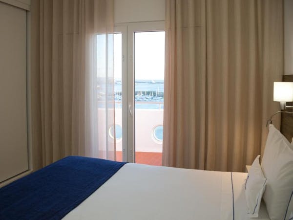 Double Room with Balcony and Sea View