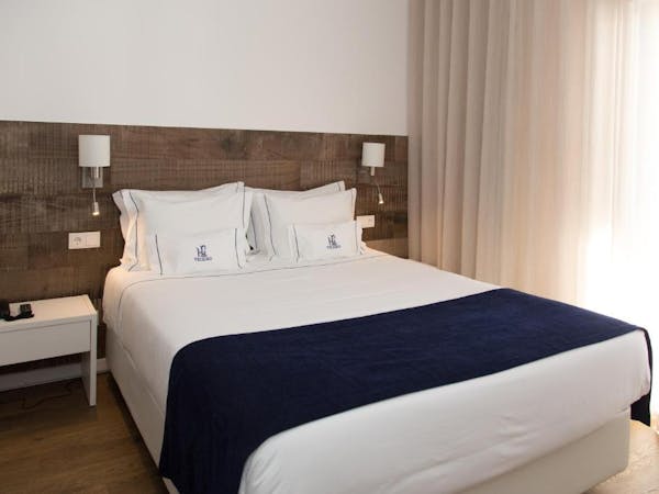 Double Room with Balcony and Sea View