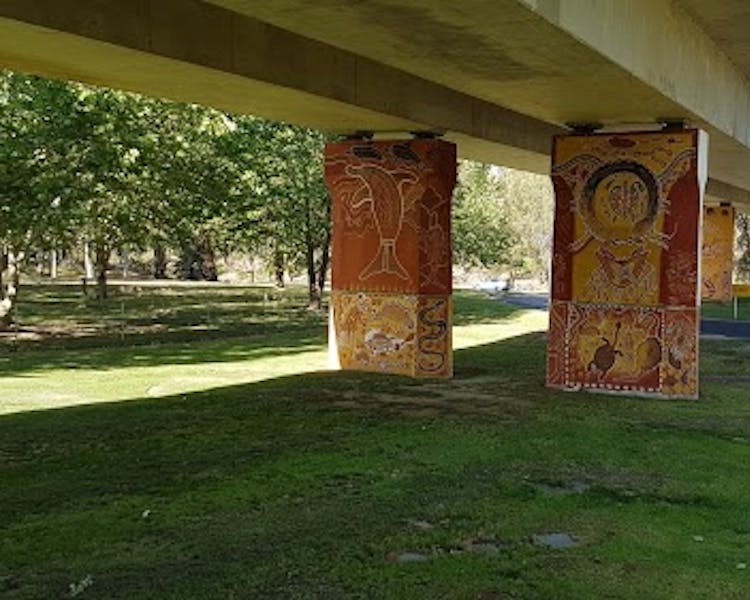 Bridge pylon murals