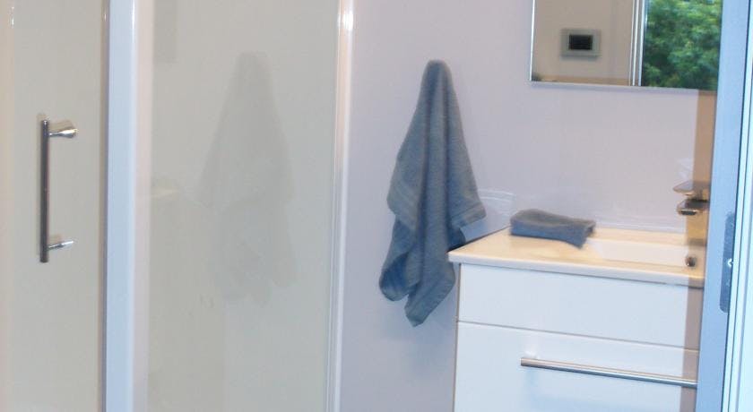 Suite Bathroom The Reservation B&B Gore