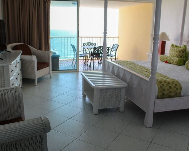 private penthouse, ocean view, hotels, resorts, st maarten, st martin