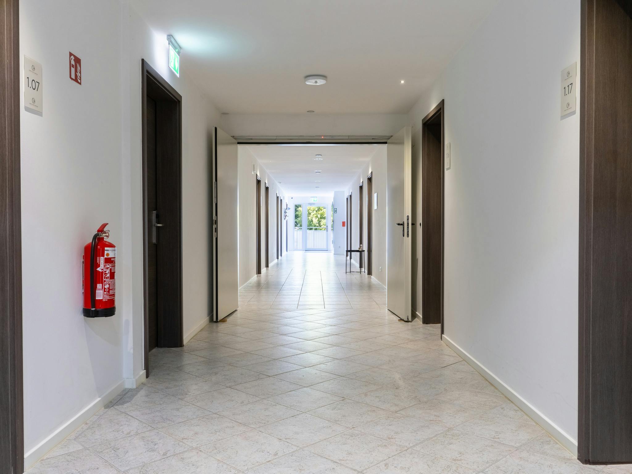 recommendations, konstanz, hotel, bodensee, modern hotel, private room, towels included, konstanz hotel, bodensee hotel