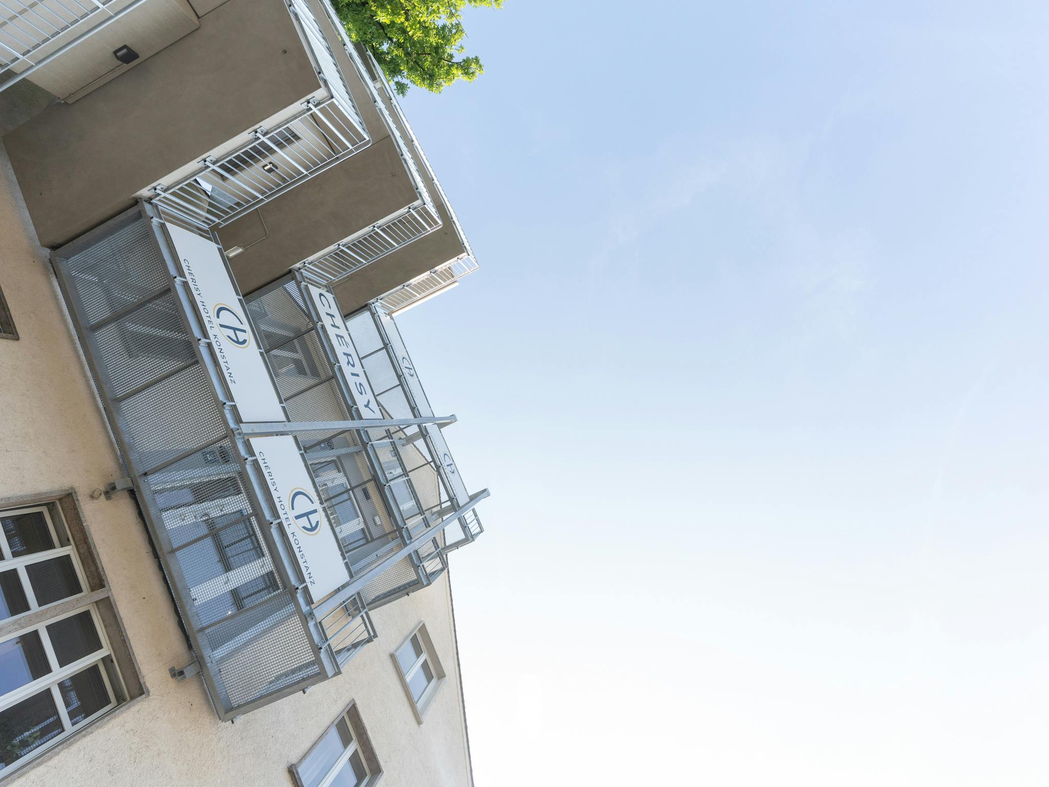 recommendations, konstanz, hotel, bodensee, modern hotel, private room, towels included, konstanz hotel, bodensee hotel