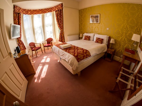 Room 2 Standard Double ensuite Bedroom