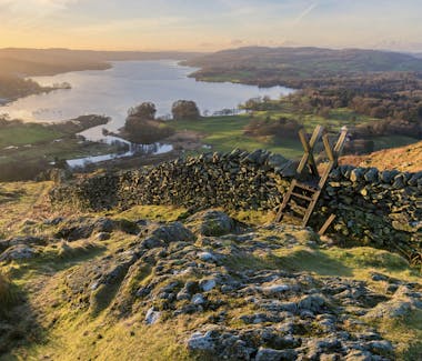 Discover the beautiful views of the Lake District, Lake Windermere