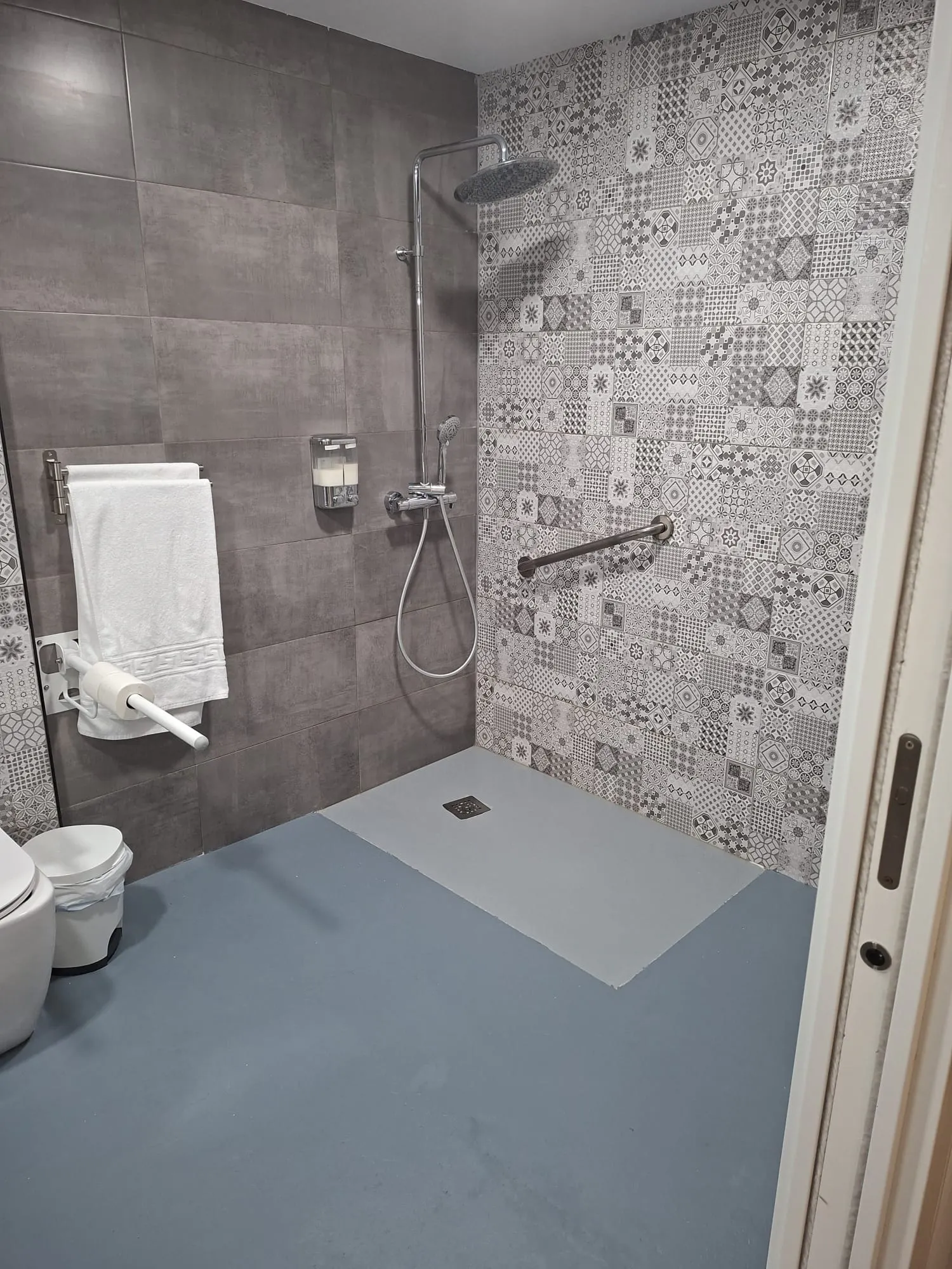 ducha apartamento adaptado.