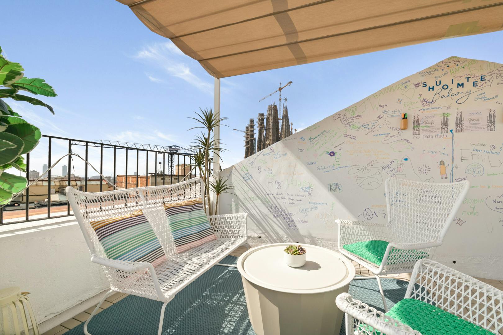 CHILL OUT ZONE on our shared rooftop terrace