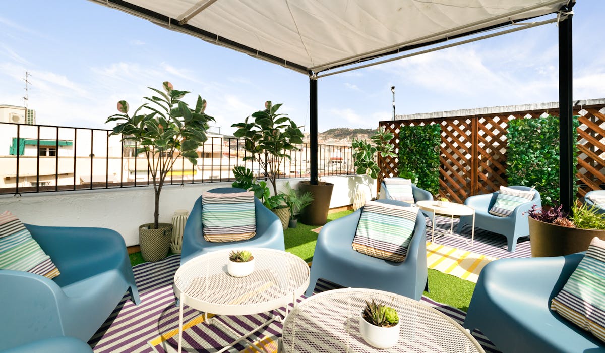 LOUNGE ZONE on our shared rooftop terrace