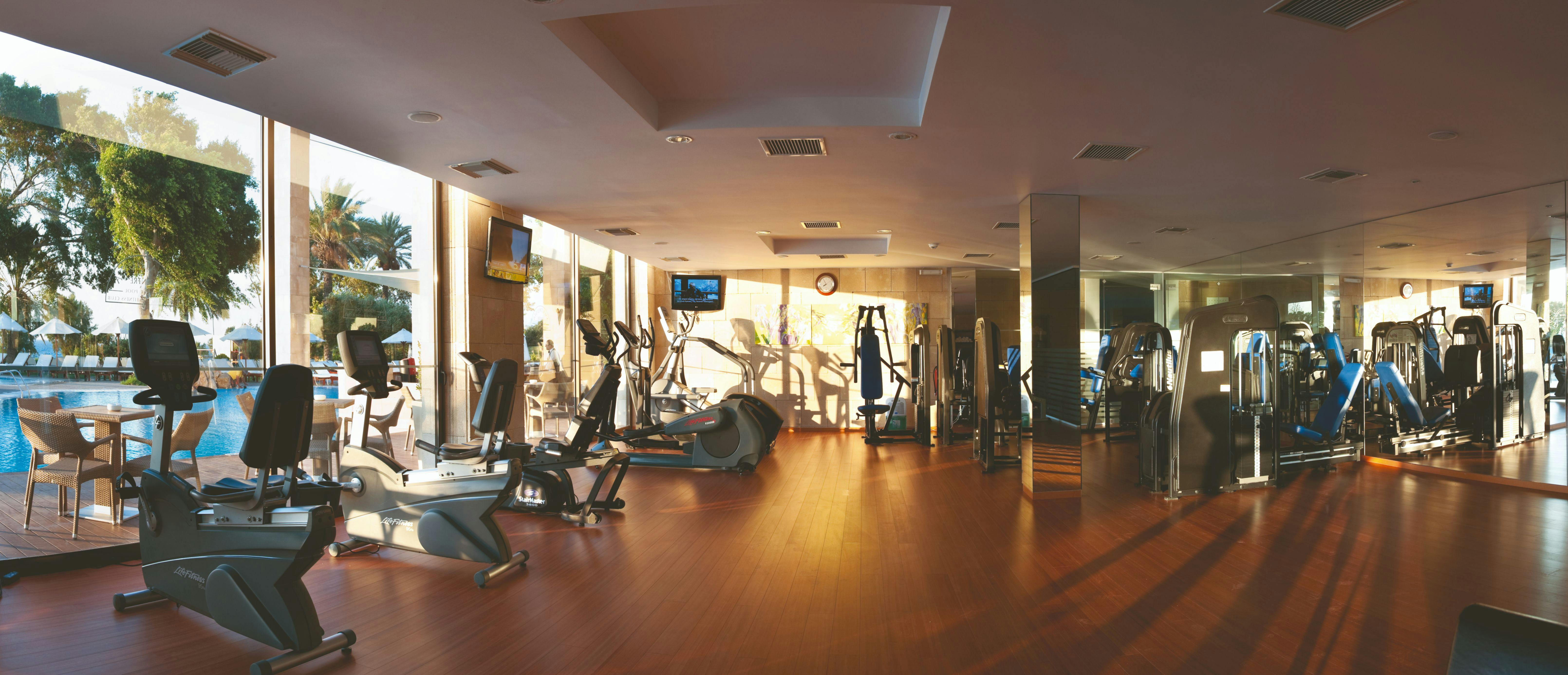 Gym with daylight