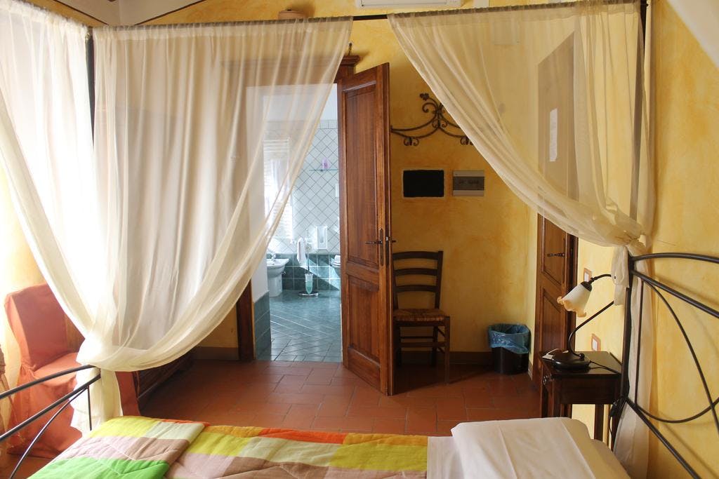 canopy standard room