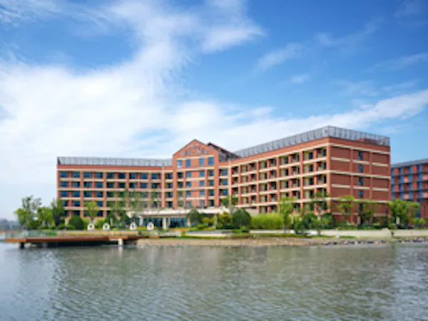 Q-box Hotel Ningbo Hangzhou Bay